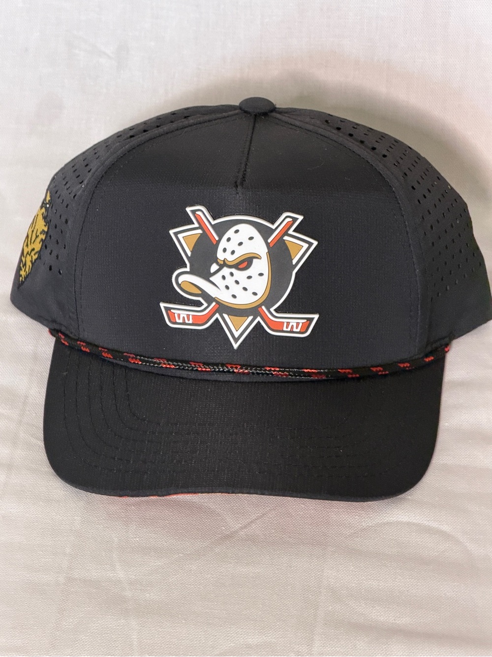 Source Unknown Black Anaheim Ducks Mask Logo Snapback Cap